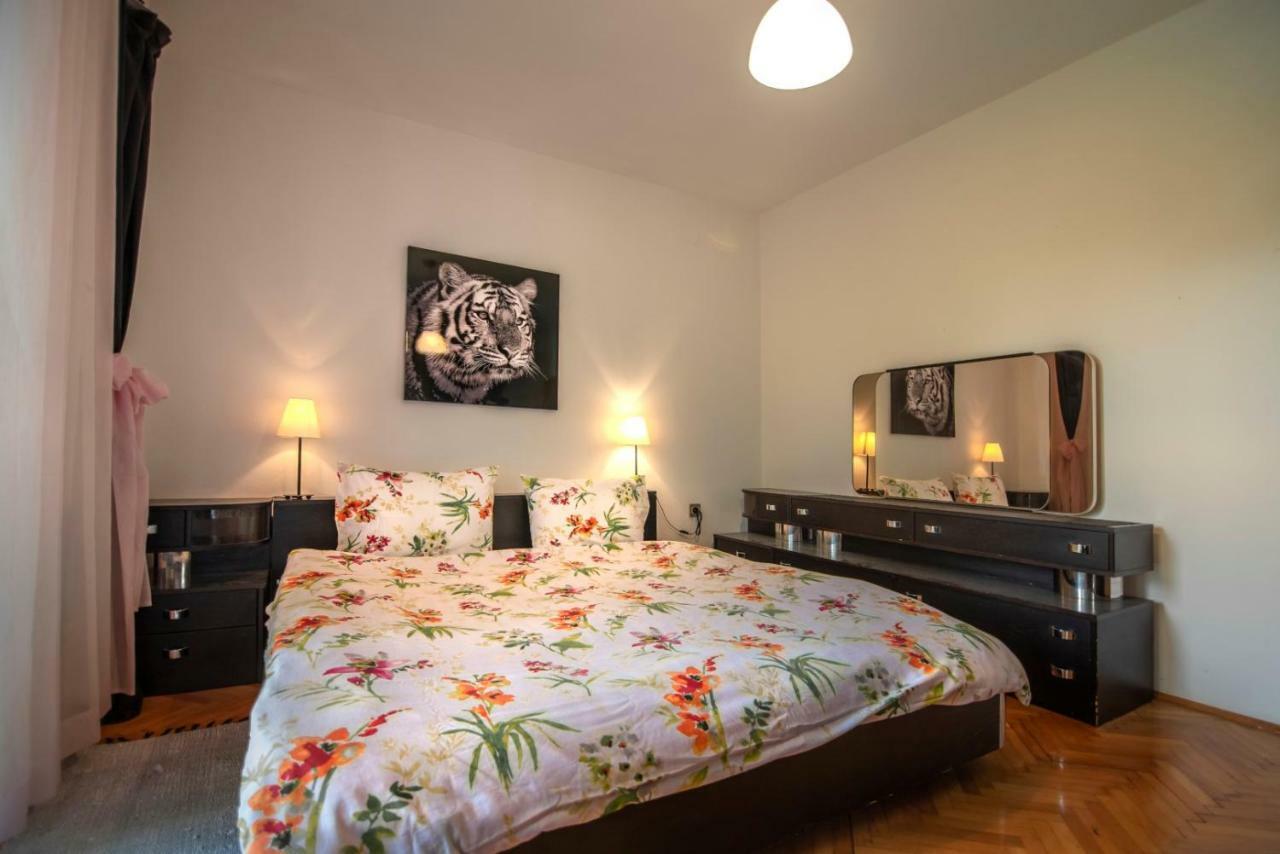 Apartments Mare Pula Ngoại thất bức ảnh